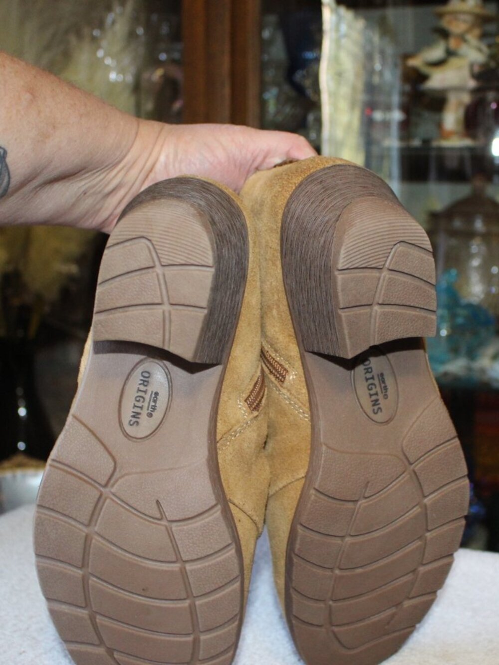 NWOT Earth Origins leather ankle boots. 9 1/2 WIDE NICE!! - Picture 11 of 11